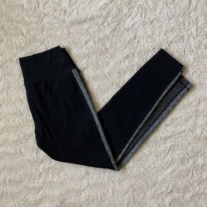 Vuori Racer Side Stripe Legging in Black Size Medium